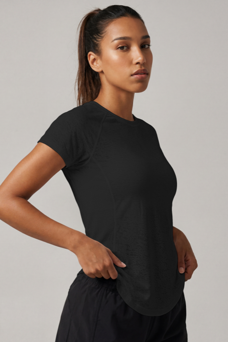 Women's Breathable Mesh Splicing Back Curved Hem T-shirt