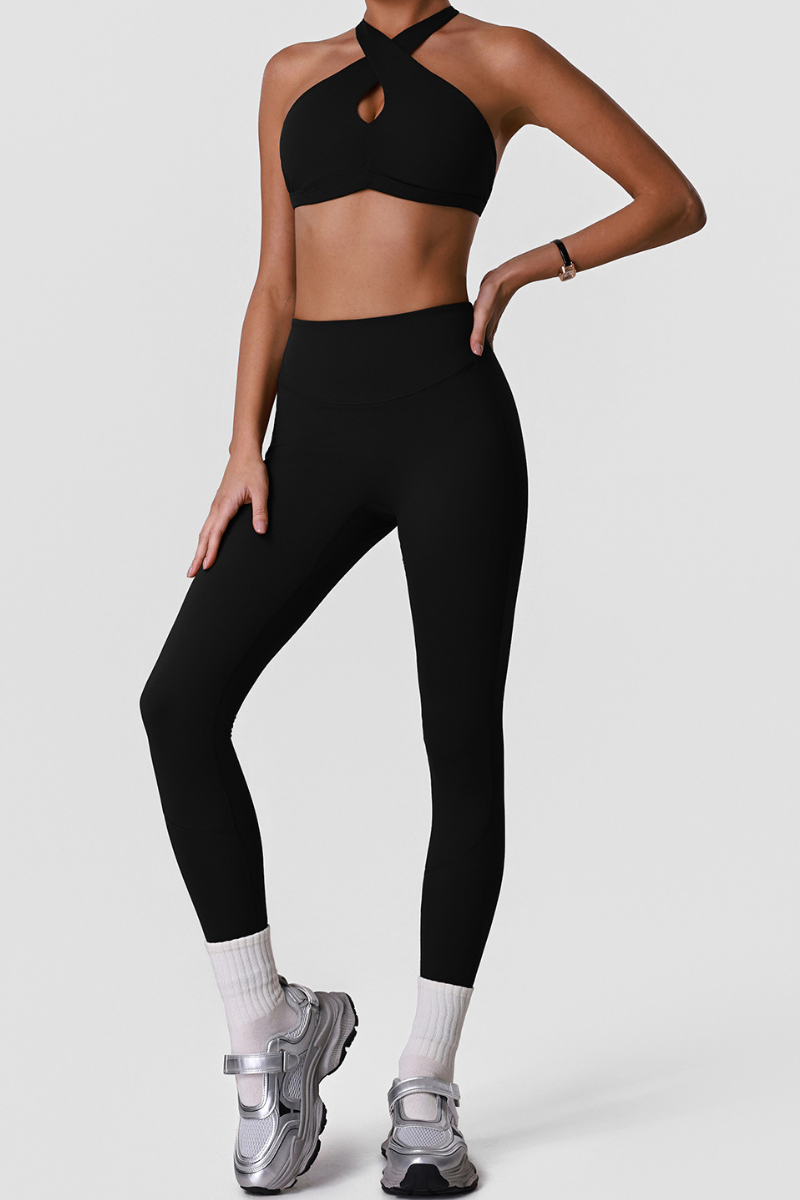Women's Halterneck Bra And Pleated Leggings Sports Yoga Sets