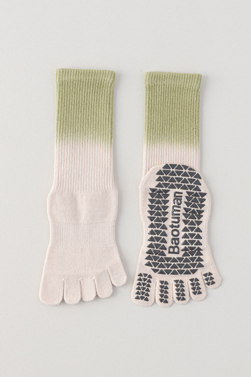 Women's Gradient Separator Anti-Slip Yoga Crew Cotton Socks