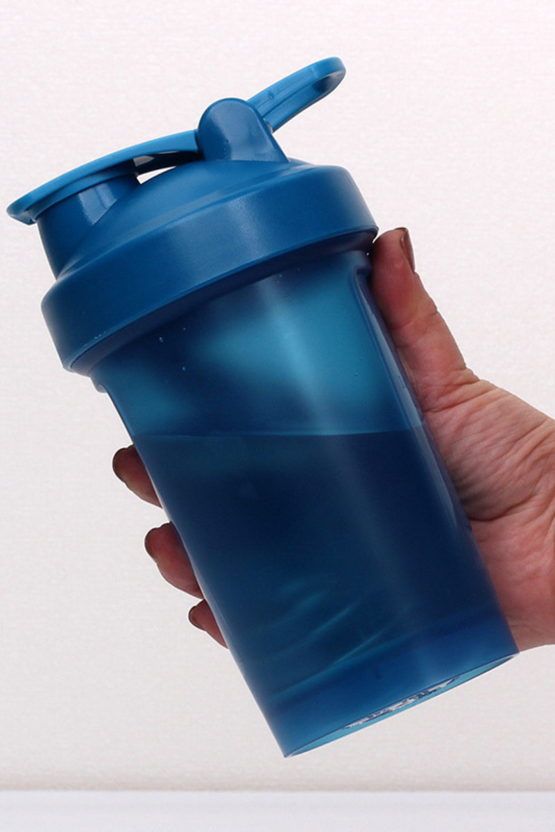 Portable Fitness Shaker Cup 400ml with Wire Ball & Scale