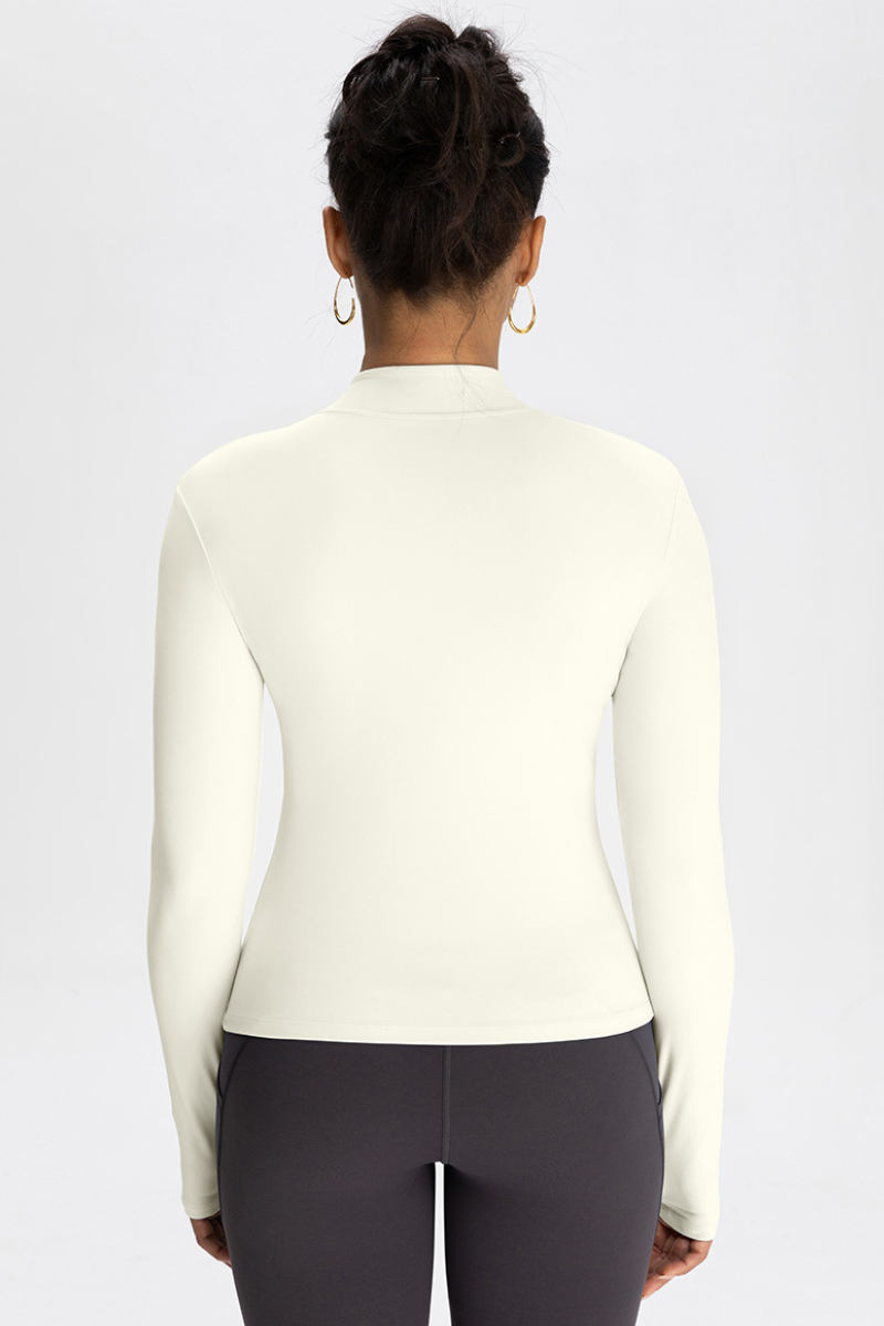 Collar-style jacket with zipper closure